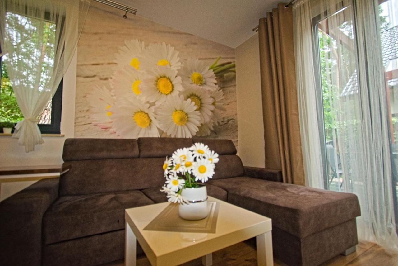 Daisy - Sunny Flowers Apartments Łukęcin Exterior foto