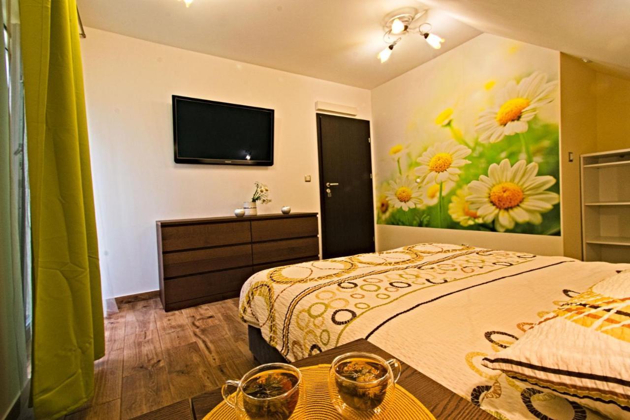 Daisy - Sunny Flowers Apartments Łukęcin Exterior foto